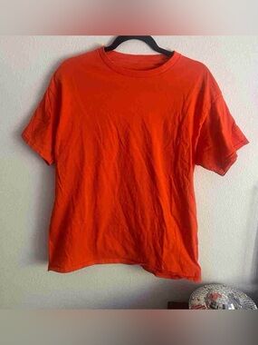 Men's Short-Sleeve Crew Neck T-Shirt in Bright Orange